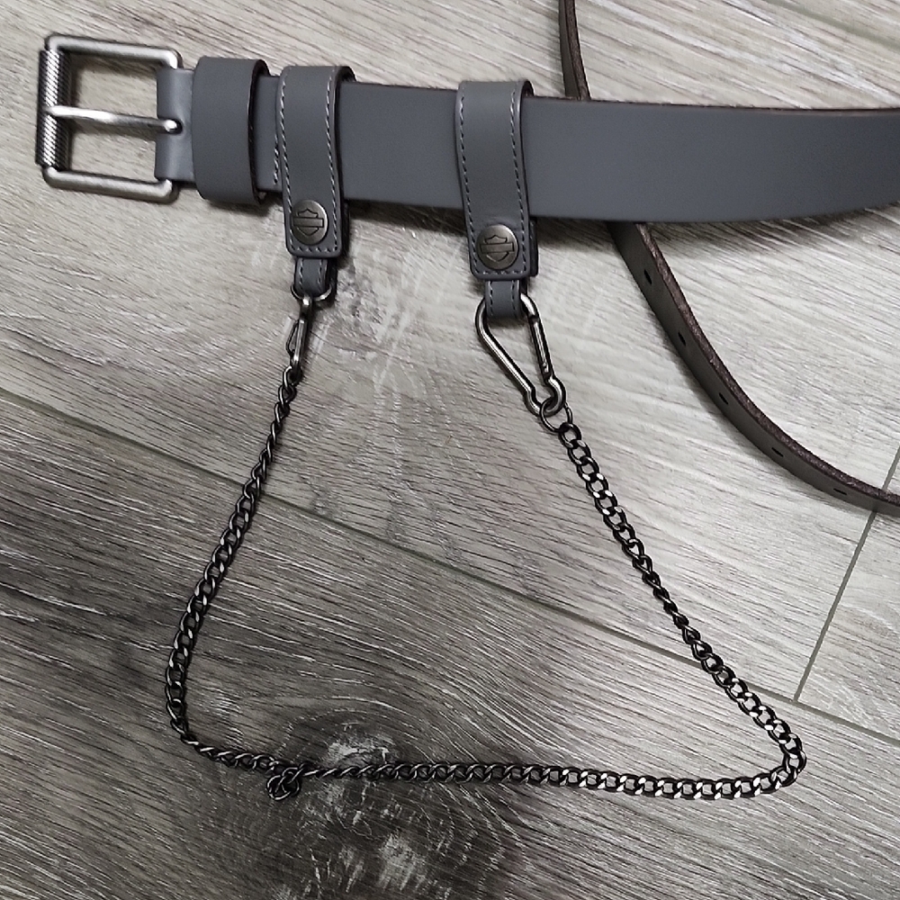 Women's Gray Belt with Chain